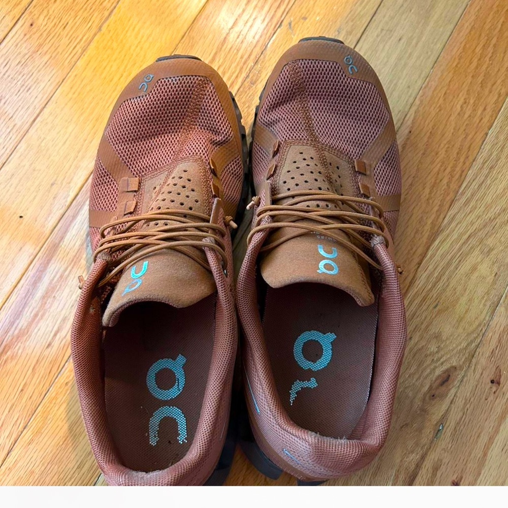 On Could size 9
